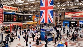 A Walk Through The London Victoria Station London England [upl. by Aihsined]